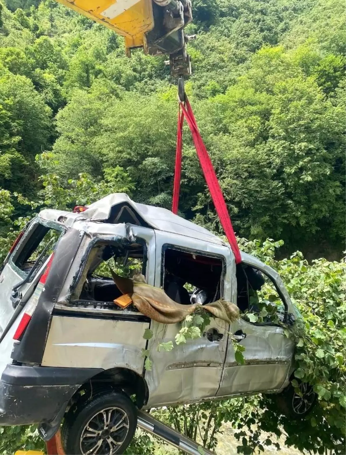Giresun'da Trafik Kazası: 3 Yaralı