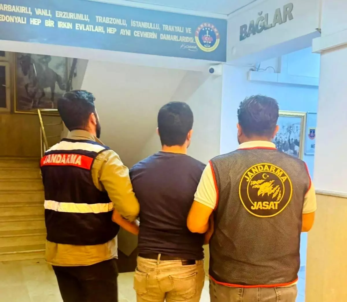 Diyarbakır'da Kasten Öldürme Suçundan Aranan Şahıs Yakalandı