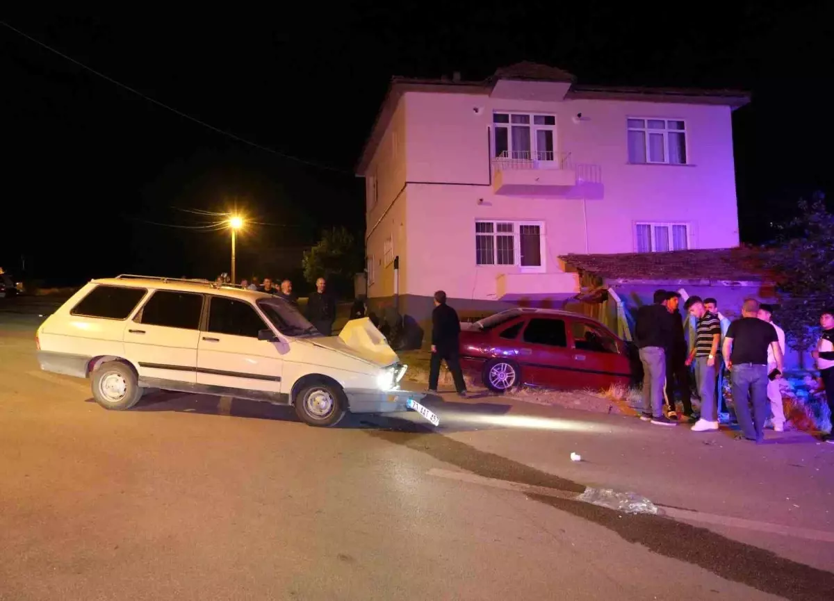 Kırıkkale'de Trafik Kazası: 3 Yaralı