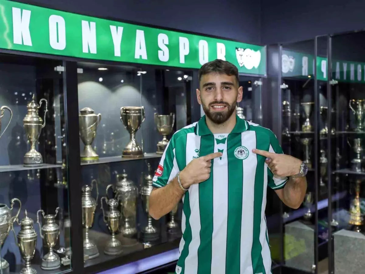 Konyaspor Mücahit İbrahimoğlu'nu Kadrosuna Kattı