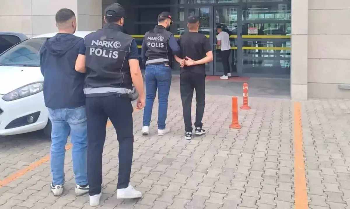 Kütahya'da Uyuşturucu Operasyonu: 4 Gözaltı, 2 Tutuklama