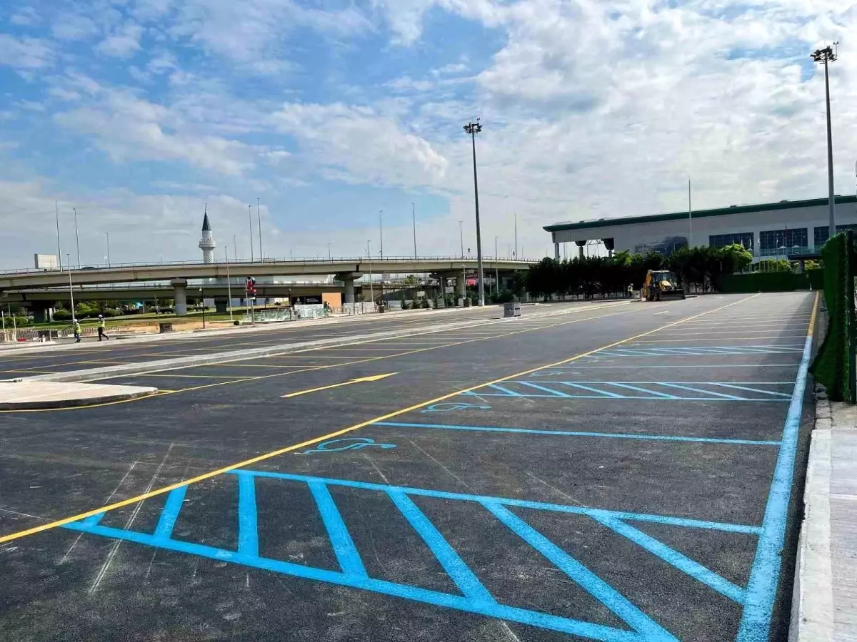 Sabiha Gökçen Havalimanı'nda 144 Araçlık Ek Otopark Hizmete Açıldı