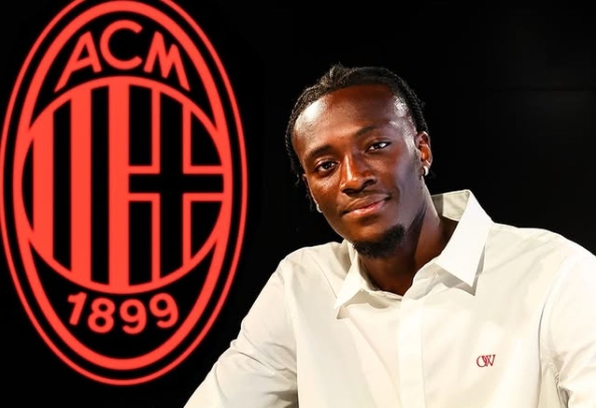 Tammy Abraham uçak takip kodu ne, İstanbul'a ne zaman, saat kaçta gelecek?