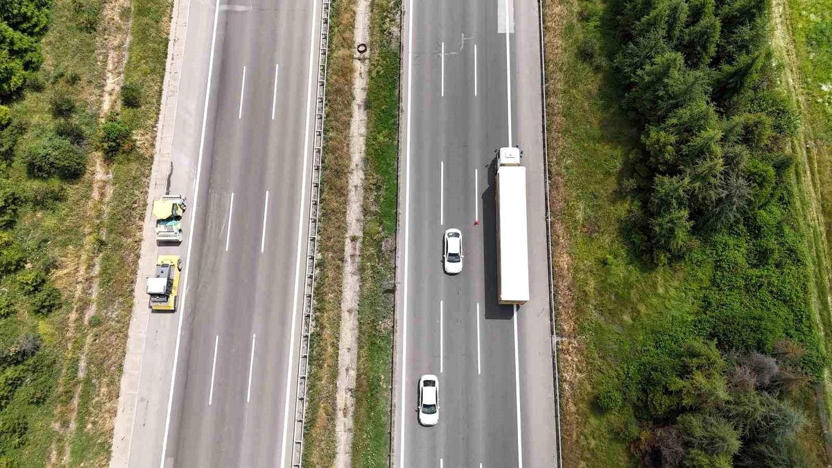 TEM Otoyolu Bolu Geçişinde Üstyapı Onarım Çalışmaları Başlıyor