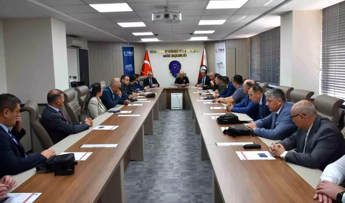 Bosna Hersekli Emniyet Yetkililerine 'Bilgi Güvenliği' Eğitimi Verildi