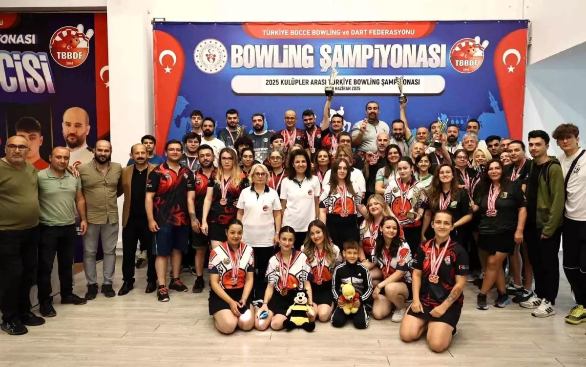 Bayburt Üniversitesi Bowling Takımı'ndan Başarı