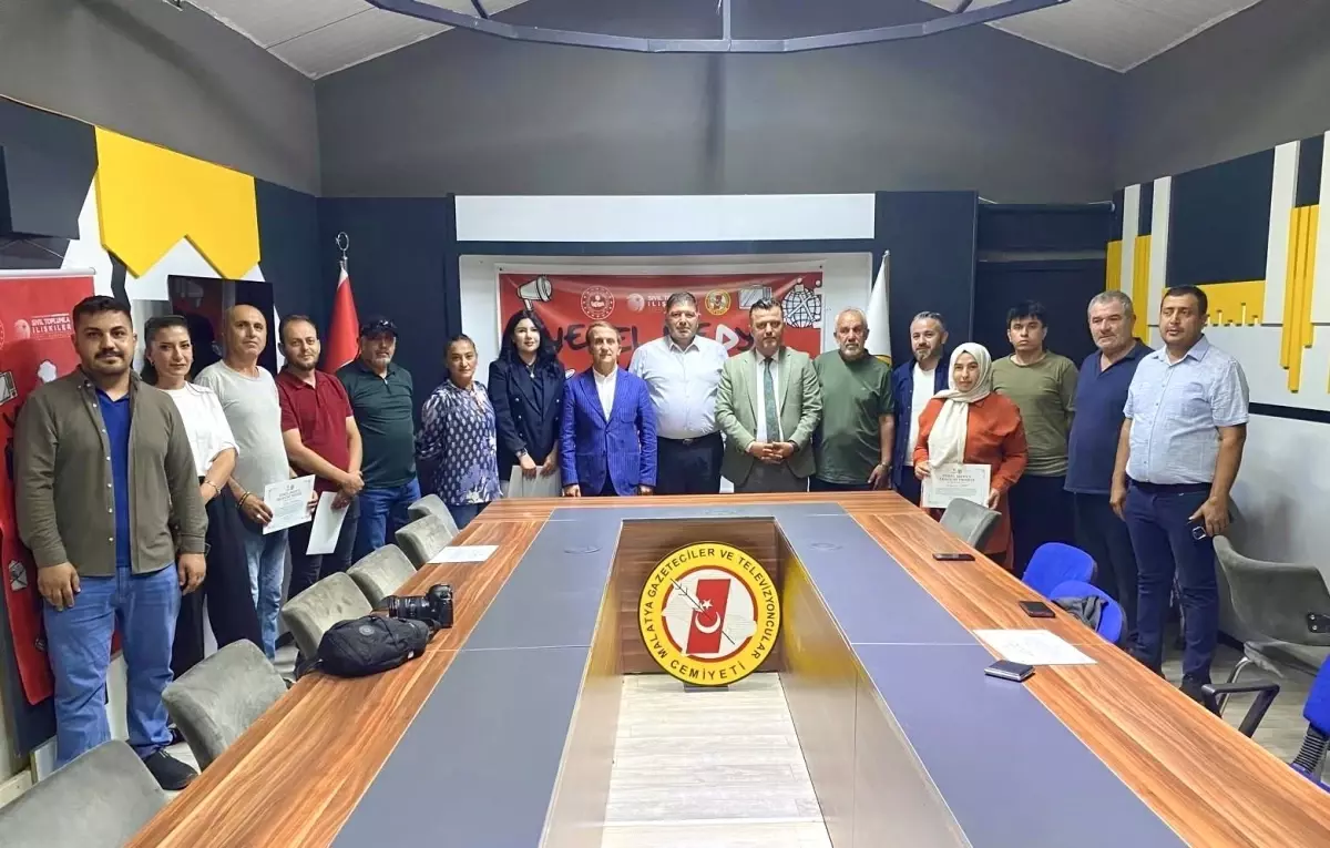 Yerel Medya Akademisi, Genç Gazetecilere Eğitim Verdi