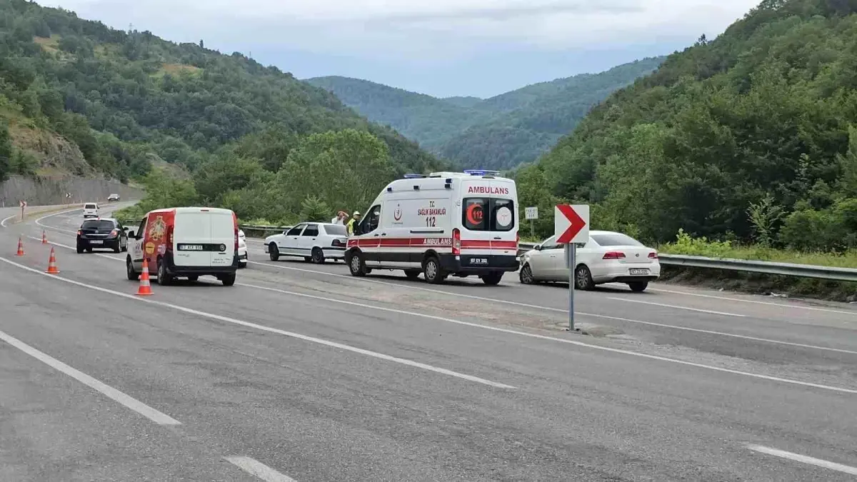 Zonguldak-Ankara kara yolunda trafik kazası: 1 yaralı