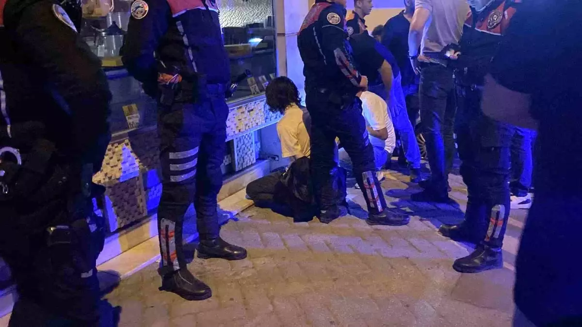 Eskişehir'de Kontakta Unutulan Araç Hırsızlığı: Şüpheli 6 Saatte Yakalandı