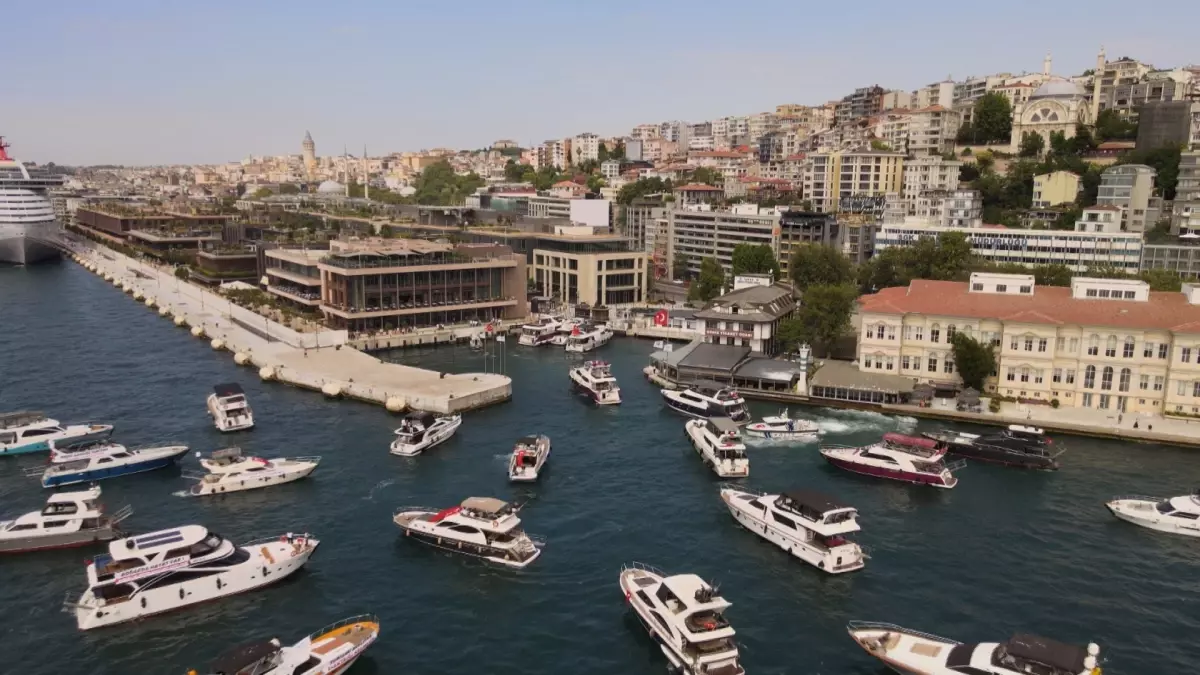 Kabotaj Bayramı'nda Turizm Yatları Eylem Yaptı