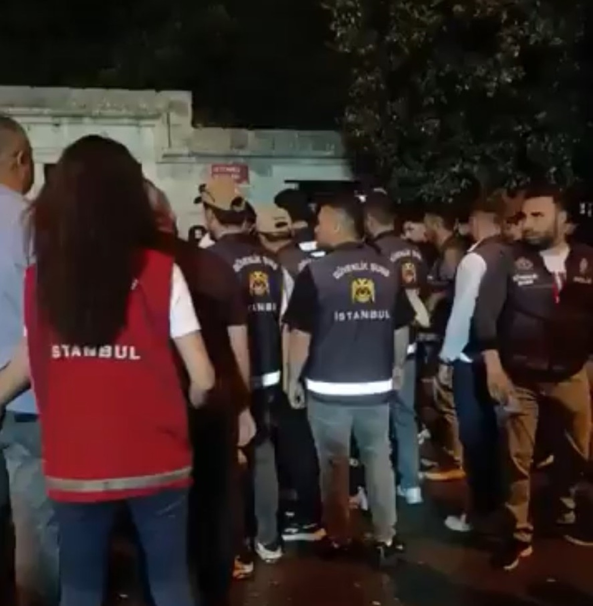CHP'nin Saraçhane mitinginde 1 kişi bıçaklandı