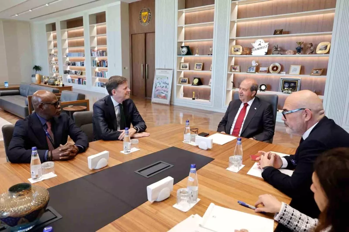 Ersin Tatar, BM Temsilcisi Colin Stewart'ı Kabul Etti
