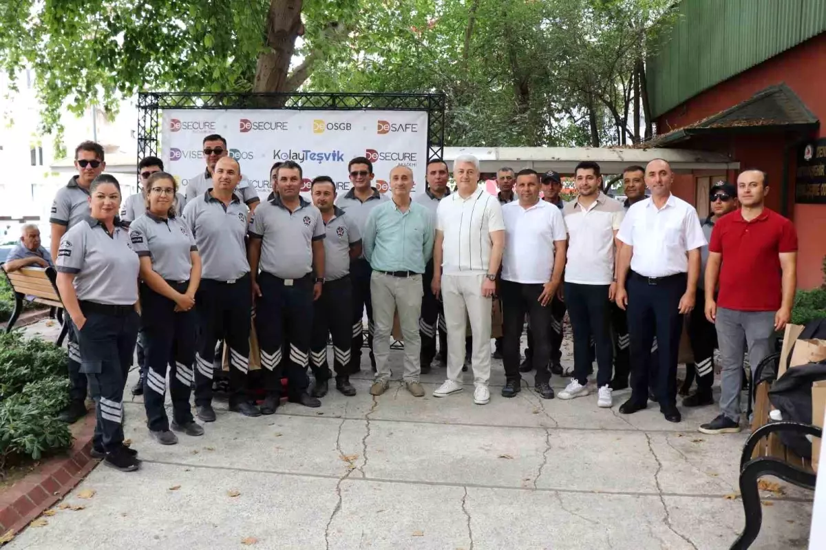 Desecure, gizli kahramanların hikayeleriyle toplumsal farklılık oluşturdu