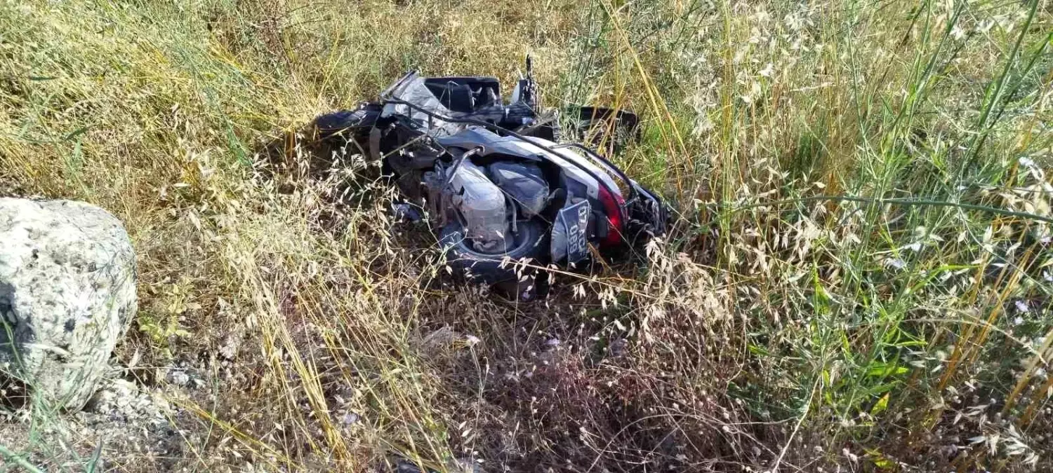 Antalya'da Motosiklet Kazası: Sürücü Ağır Yaralı