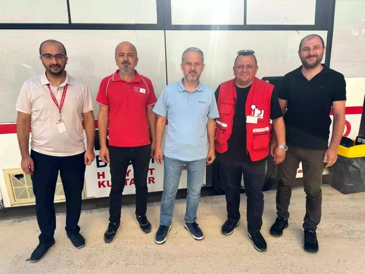 Düzce'de Kan Bağışı Etkinliği: Sağlık Müdürü Yılmaz'dan Teşekkür