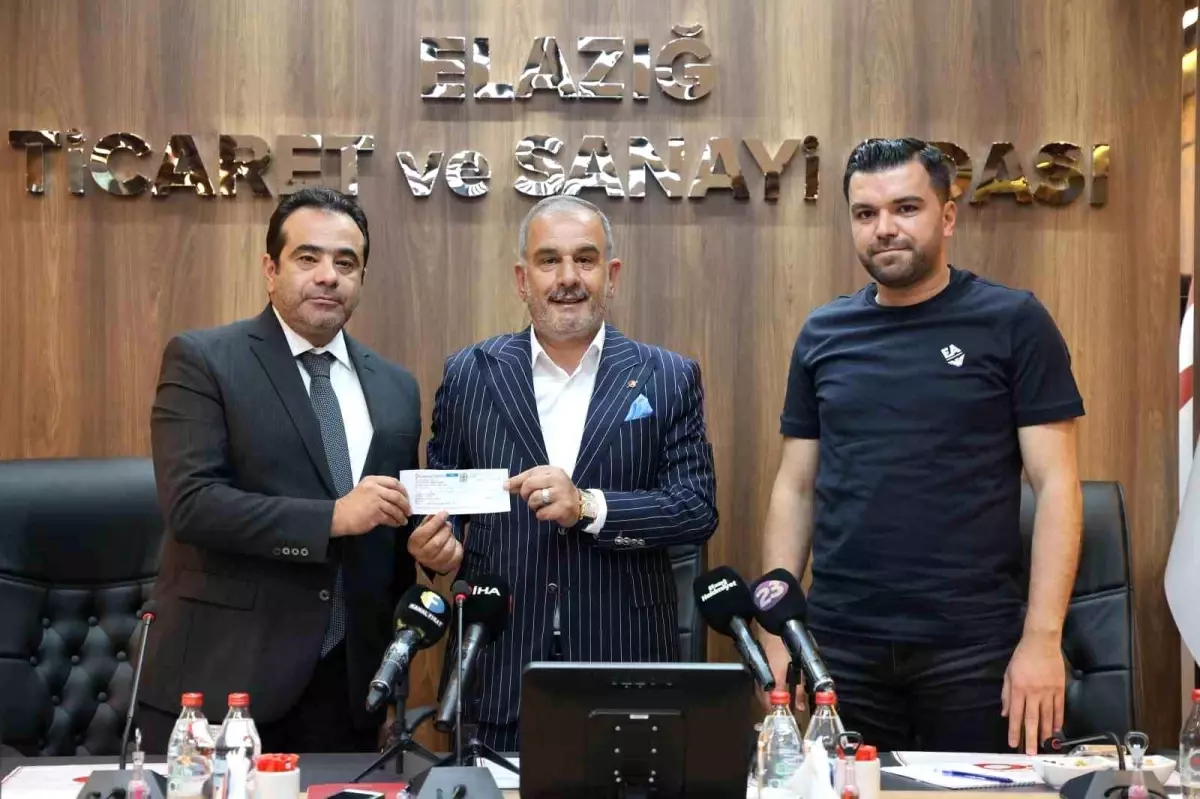 Elazığ TSO, Elazığspor'a 10 Milyon TL'lik Çek Takdim Etti