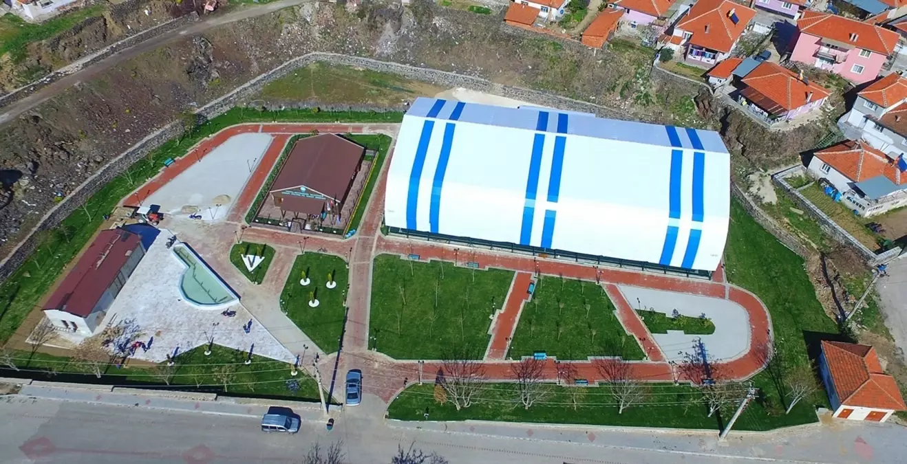 Mimar Ferdi Zeyrek'in Adı Kula'daki Spor Tesisine Verildi