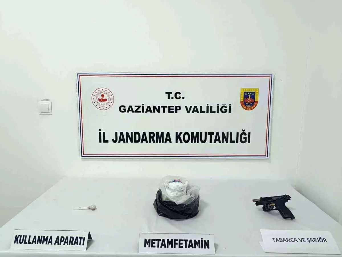 Gaziantep'te Uyuşturucu Ticareti Şüphesi: İki Kişi Yakalandı