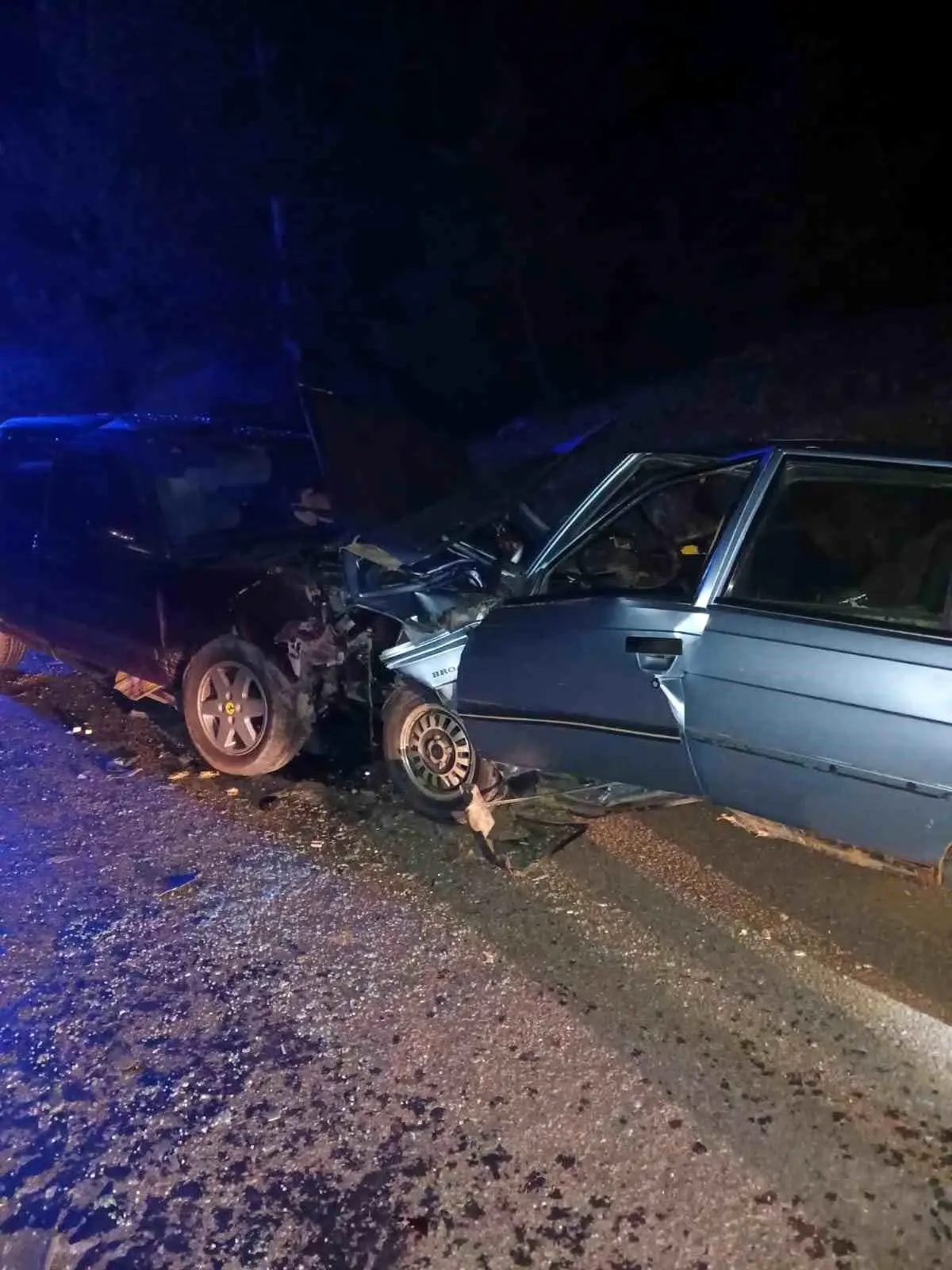 Kastamonu'da Kafa Kafaya Çarpışma: 3 Yaralı