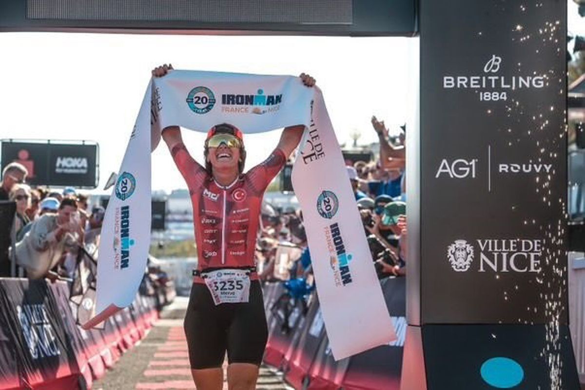 Merve Güney, IRONMAN France'ı Kazanan İlk Türk Kadın Sporcu Oldu