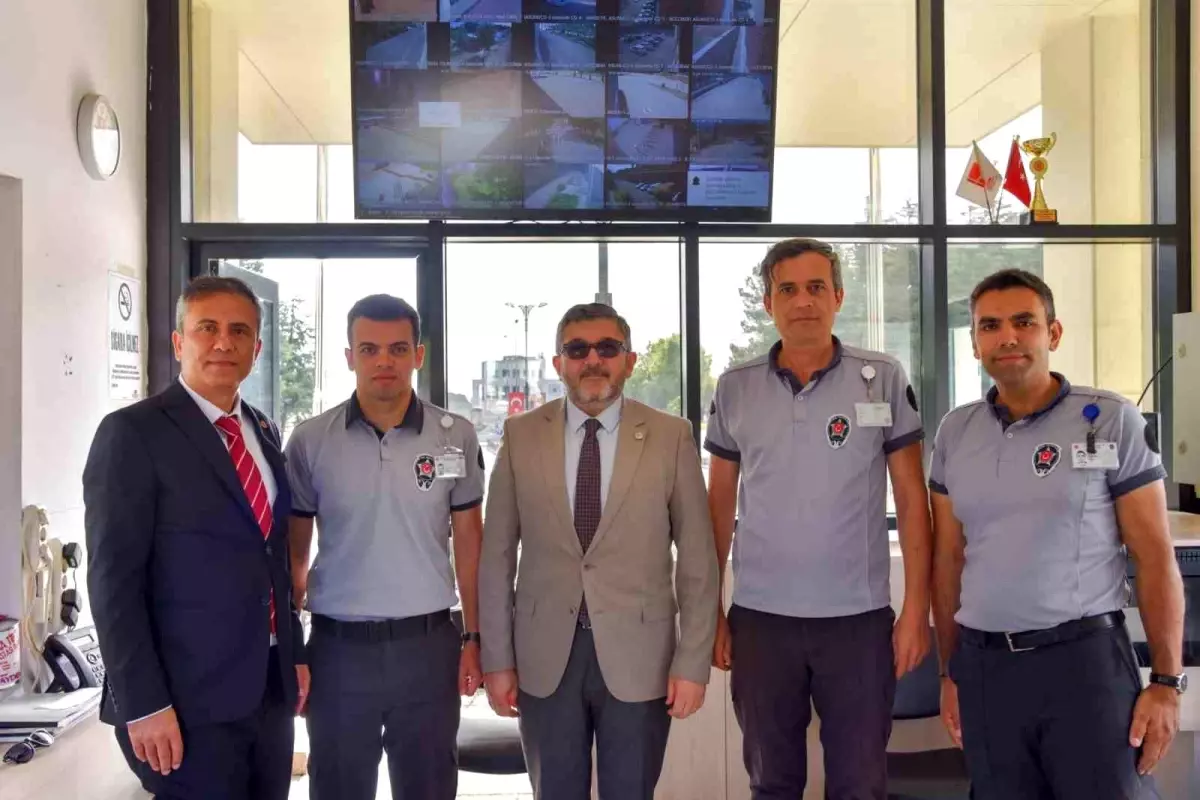 Rektör Kaplancıklı, Özel Güvenlik Günü'nde Güvenlik Görevlileriyle Bir Araya Geldi