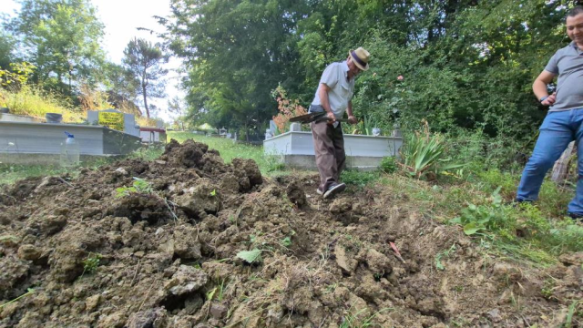 The Man Who Saw His Death in a Dream Dug His Own Grave