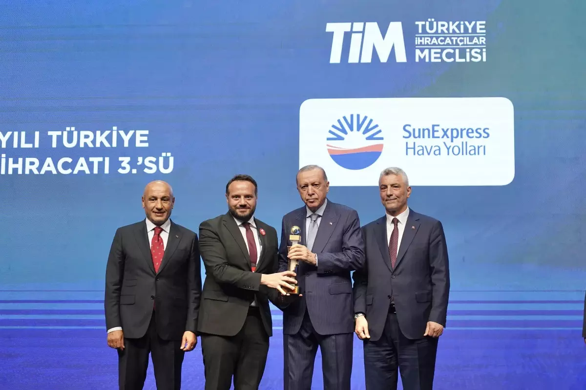 SunExpress, İhracatın Şampiyonları Ödül Töreni'nde ödüle layık görüldü