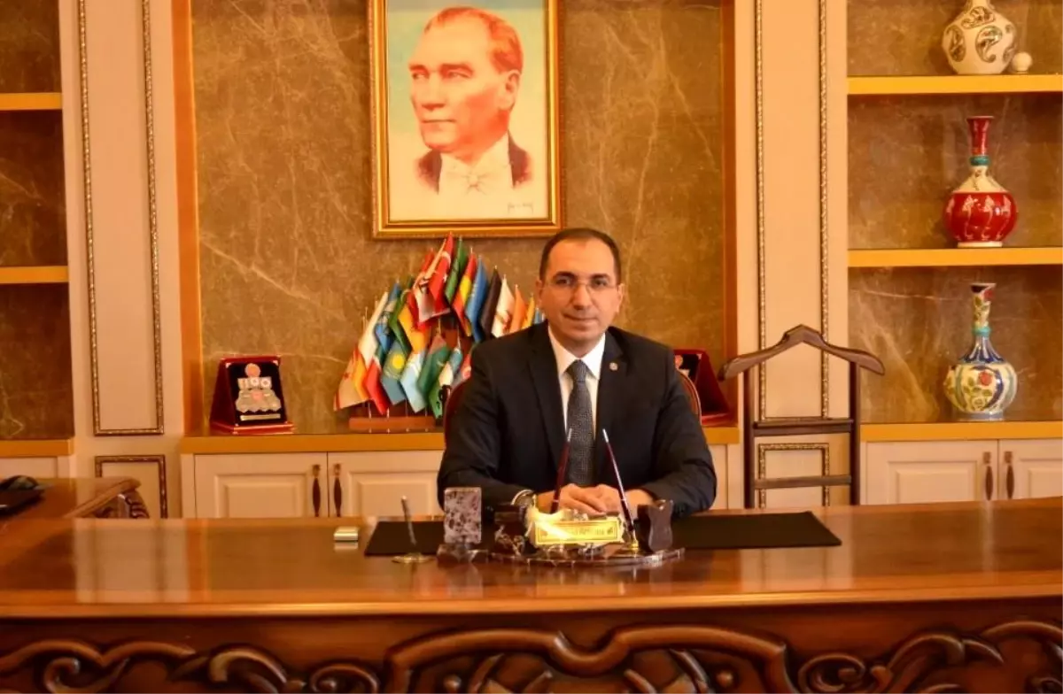 Kaymakam Ömer Faruk Özdemir Tavşanlı'da Göreve Başladı