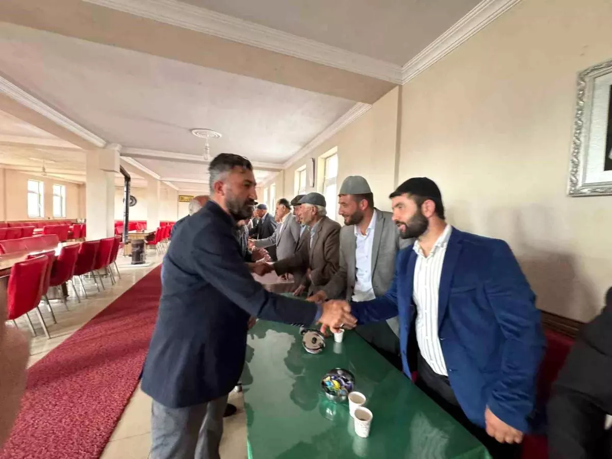 Ağrı'da İki Aile Arasındaki Husumet Barışla Sonuçlandı