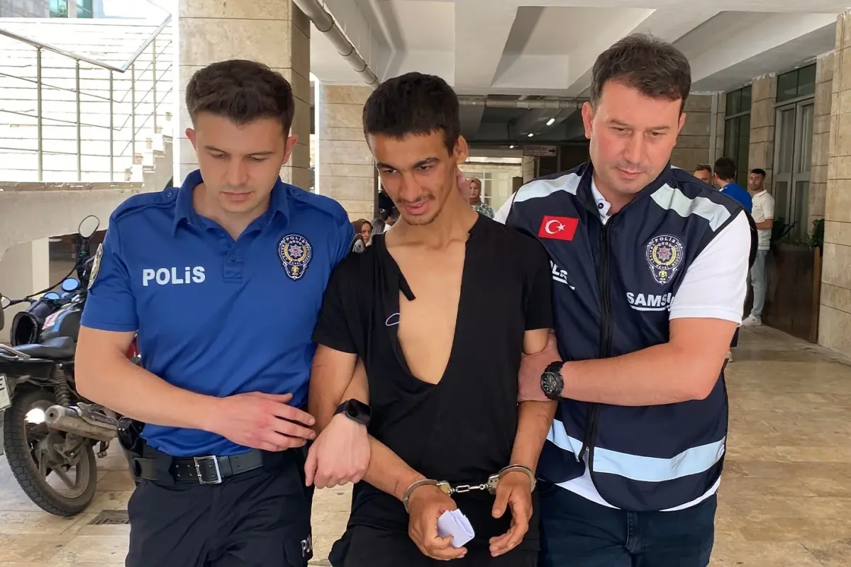 60 yaşındaki adamı '2 saattir bir balık tutamadın' diyerek dövdü, denize attı
