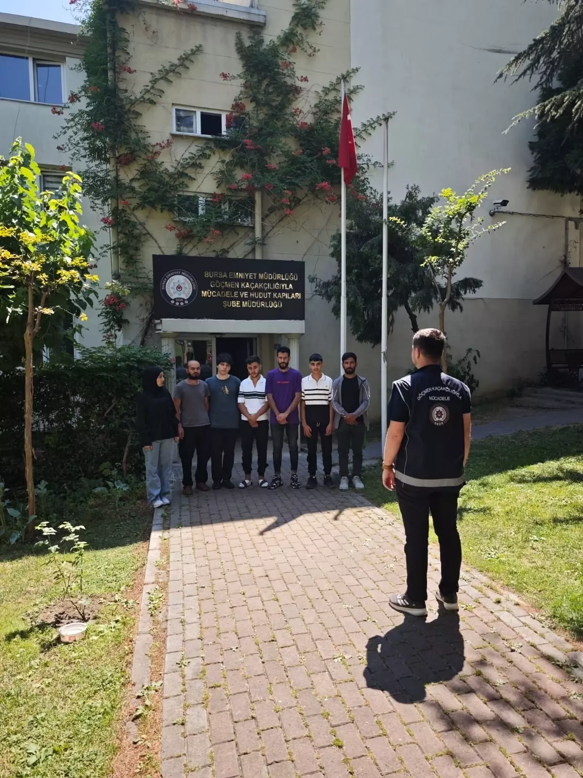 Bursa'da Kaçak Göçmen Taşırken Yakalandı