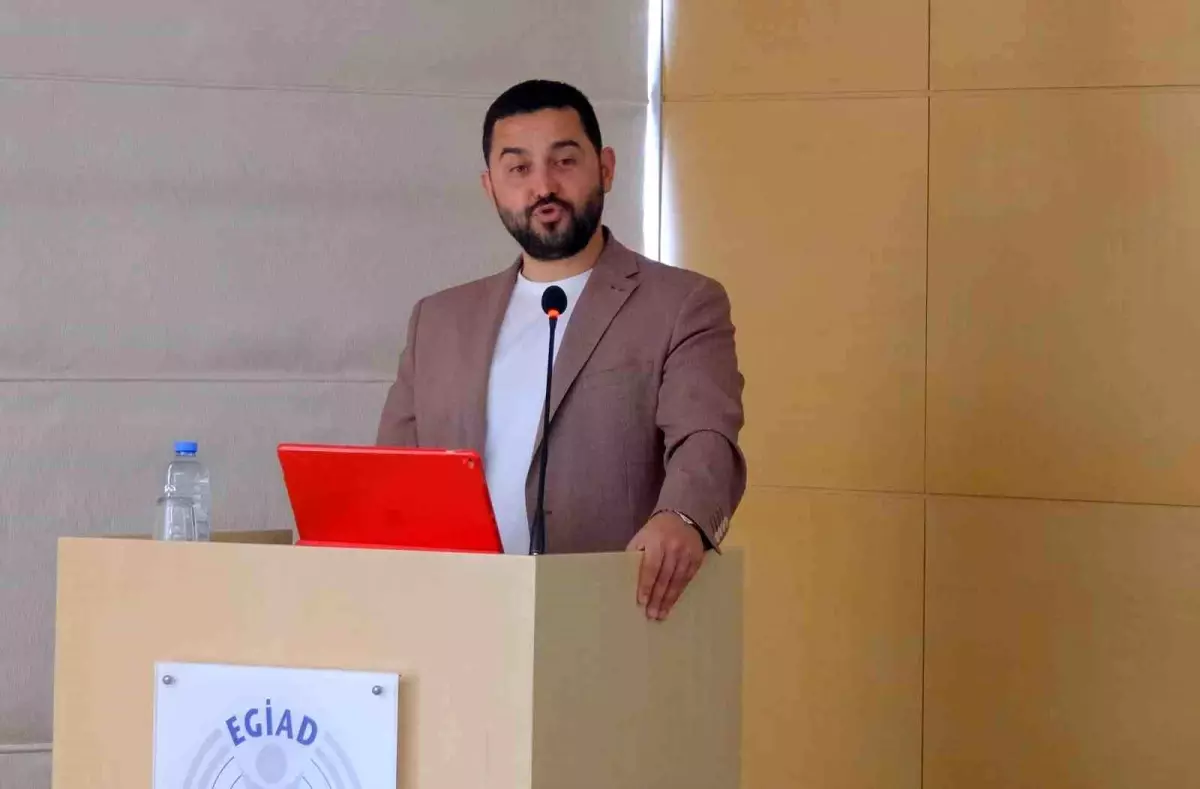 EGİAD'da 'Güncel SGK Uygulamaları ve Geleceğin Çalışma Biçimleri' Semineri Gerçekleştirildi