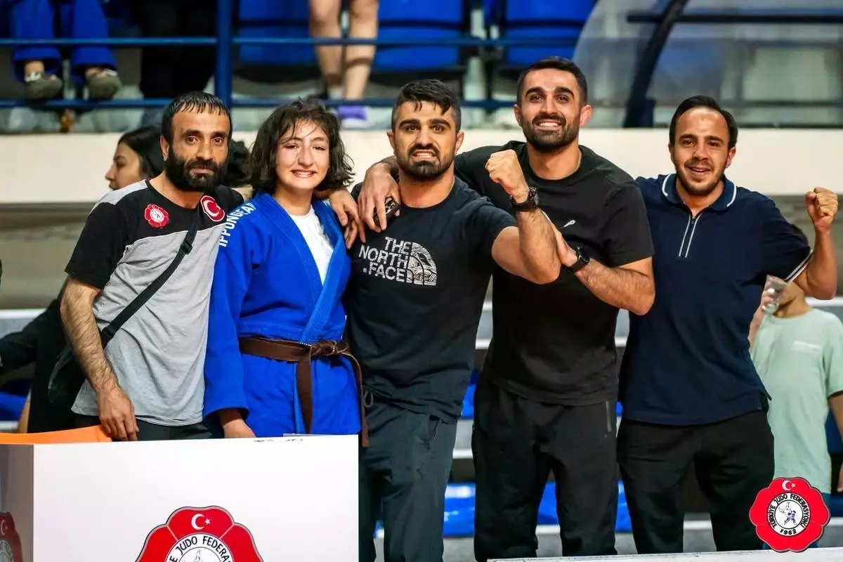 Ertuğrul Dönmez Yıldız Milli Takım Kampında Antrenör Olarak Görev Alıyor