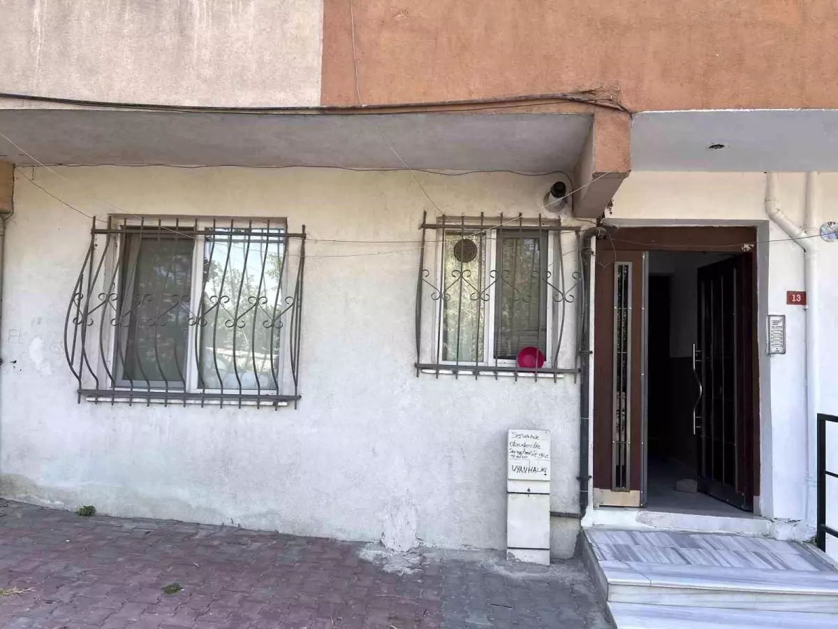 Gaziosmanpaşa'da Yalnız Yaşayan Adam Evinde Ölü Bulundu