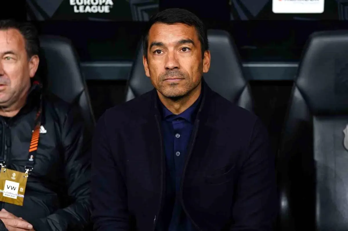 Giovanni van Bronckhorst, Liverpool'da Yardımcı Antrenör Olacak