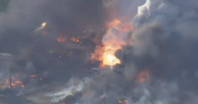 Large explosion at a fireworks factory: Fire engulfed 80 acres