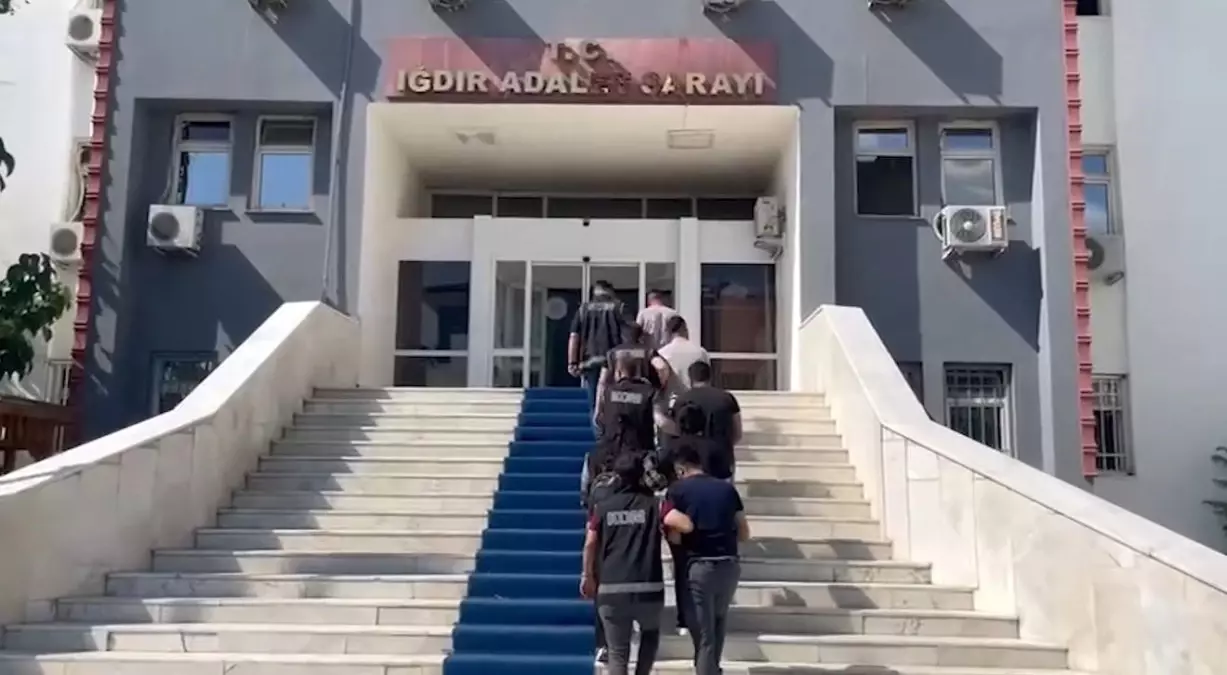 Iğdır'da Dolandırıcılık Operasyonu: 6 Şüpheli Gözaltında