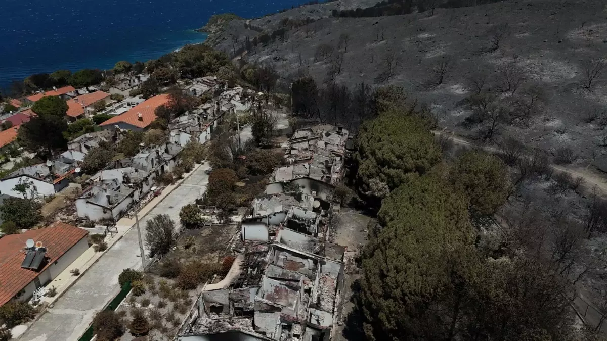 İzmir'deki Orman Yangını 4. Günde Kontrol Altına Alındı