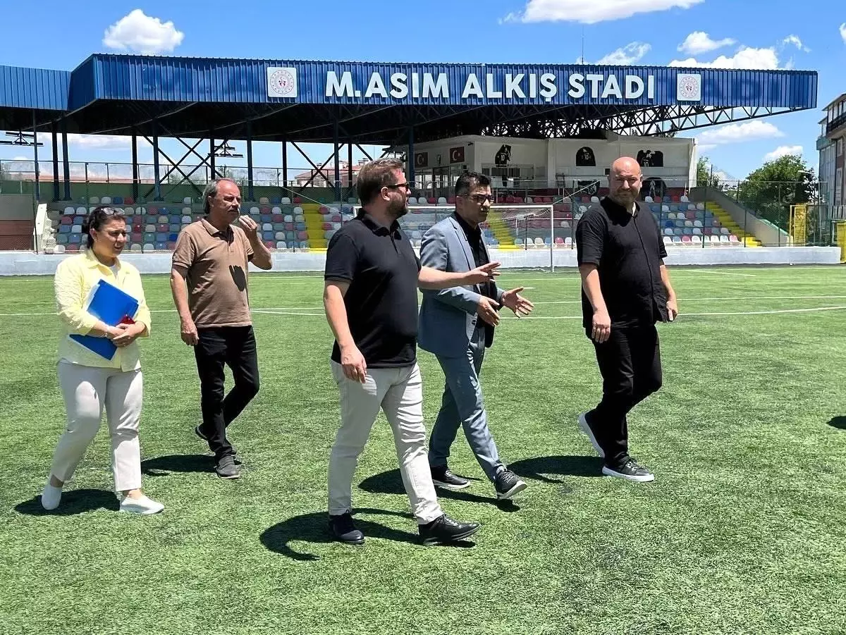 Kütahya'da Spor Yatırımlarına Yerinde İnceleme