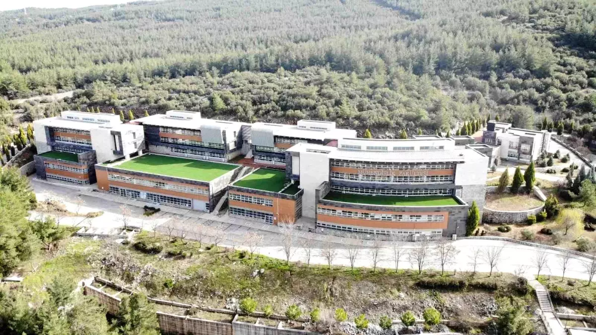 MSKÜ Mühendislik Fakültesi'nin Akreditasyon Süreleri Uzatıldı