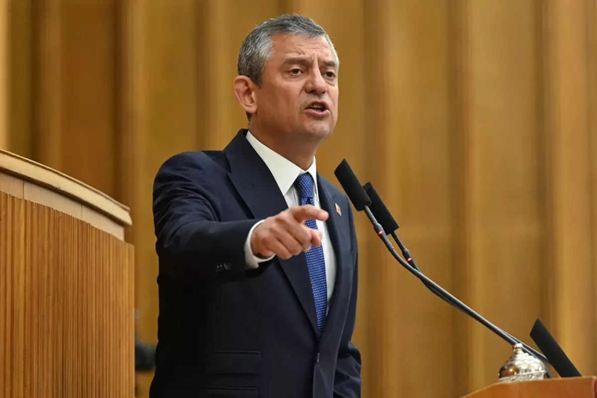 Özgür Özel'in dokunulmazlık fezlekesi Meclis'e sunuldu