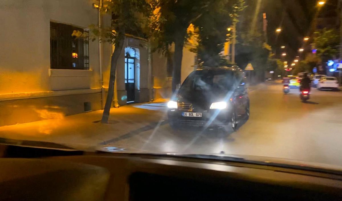 Eskişehir'de Ters Yönden Giden Otomobil Tehlike Saçtı