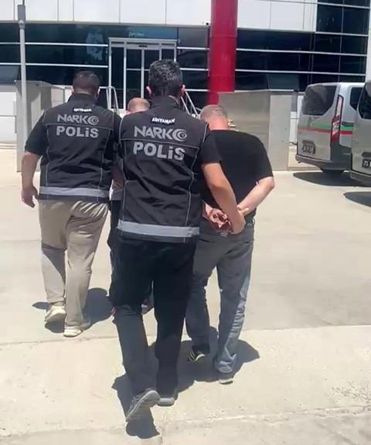 Adıyaman'da Uyuşturucu Operasyonu: İki Kişi Tutuklandı