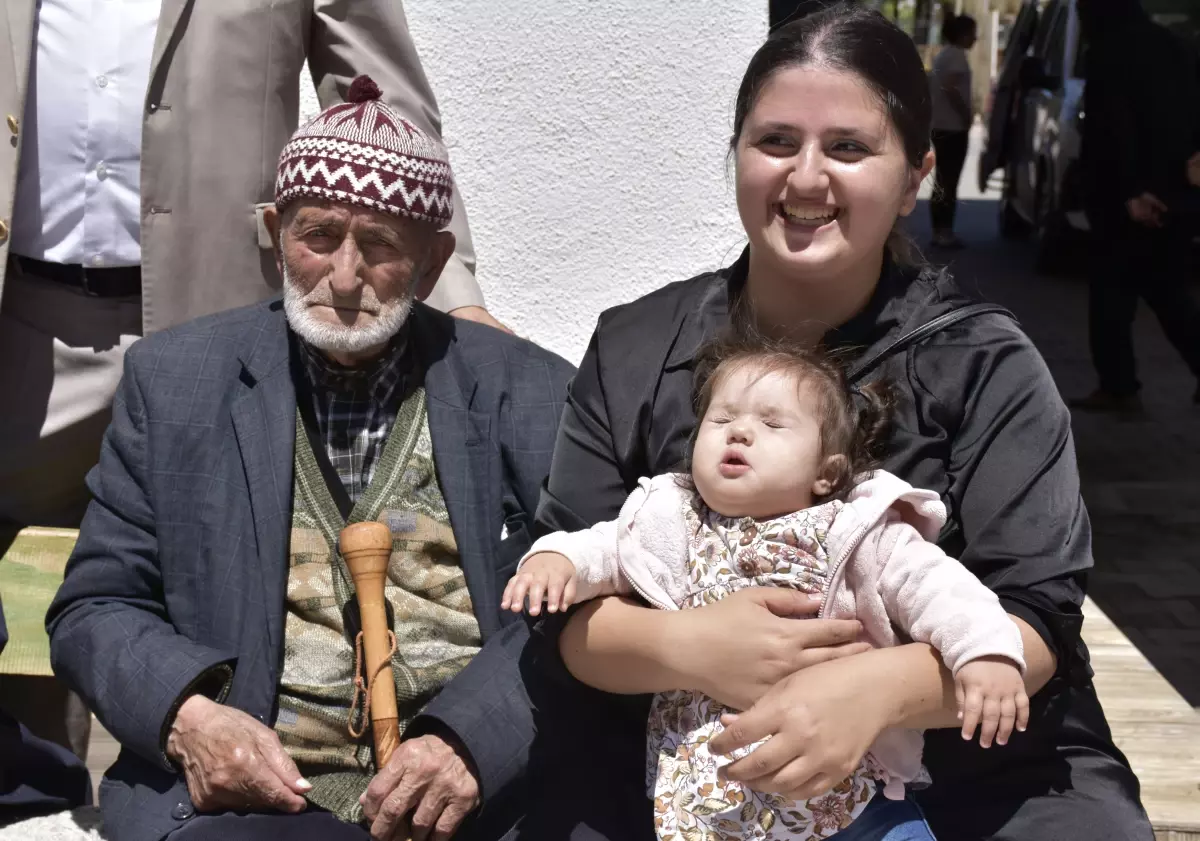 100 Yaşına Giren Mehmet Ateş: Uzun Yaşamın Sırrı Sağlıklı Beslenme