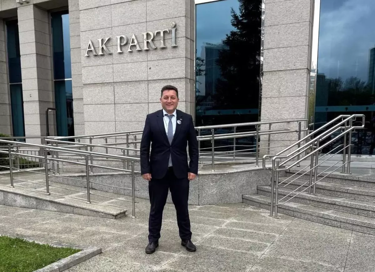 AK Parti Vezirköprü İlçe Başkanı Ali Faik Çamurcu Görevinden Istifa Etti