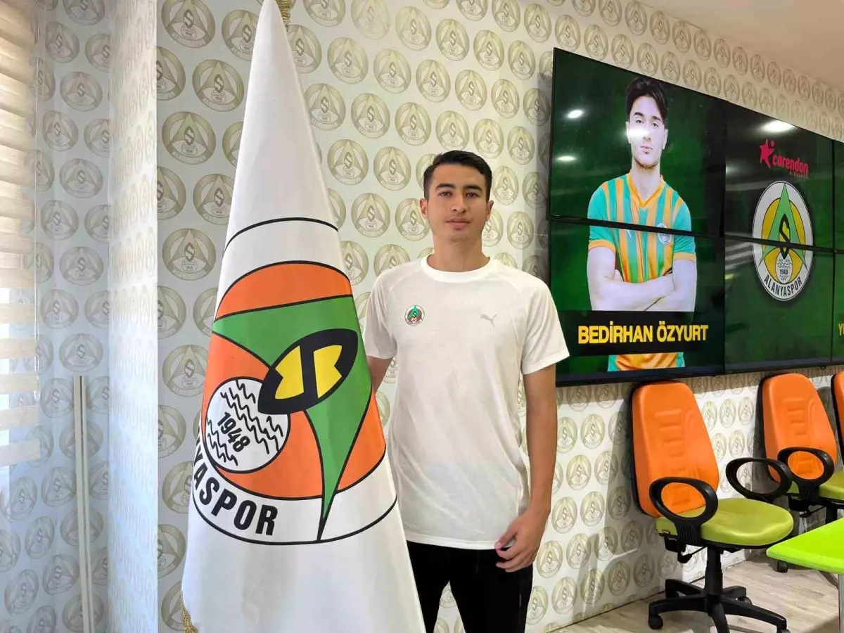 Corendon Alanyaspor, İki Genç Oyuncuyla Anlaştı