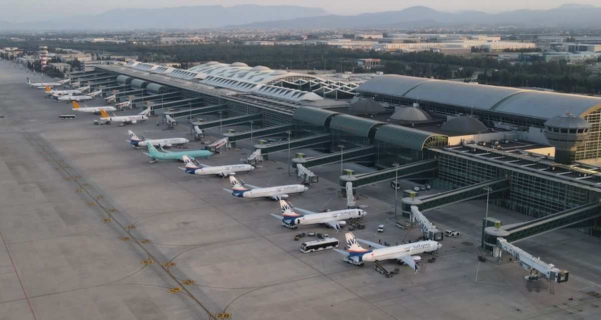 İzmir Havalimanı kapalı mı?