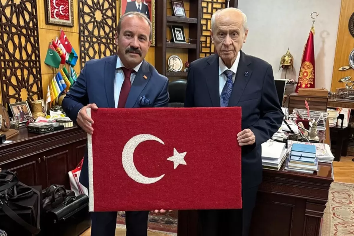 MHP'li ismin başkanlık ettiği beldenin ismi 'Bahçeli' olarak değiştirildi