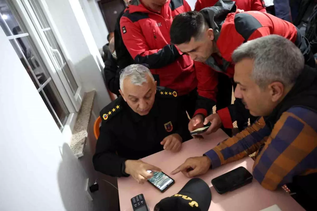 Rize'de Kaybolan Özel Jet Uçağı İçin Arama Kurtarma Çalışmaları Devam Ediyor