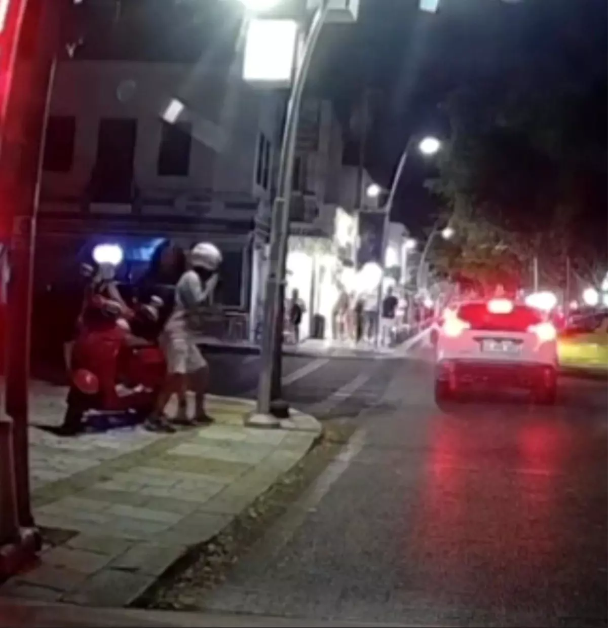 Bodrum'da Yol Verme Tartışması Kavga ile Sonuçlandı